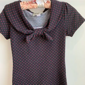 Vintage black and red round collar blouse w bow